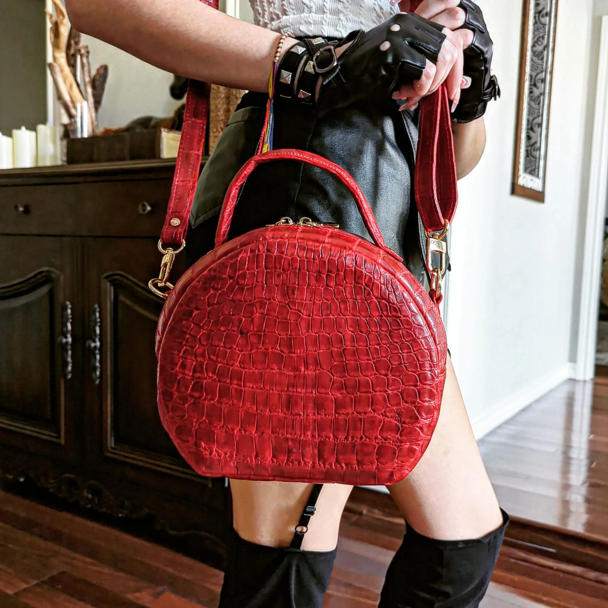 Red Scarlet Alligator Purse by Sobèk